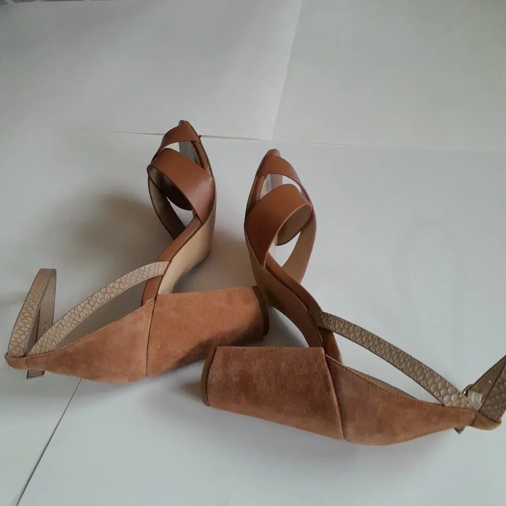 H by Halston Kaely Snake Embossed Tan Heels Size 10M